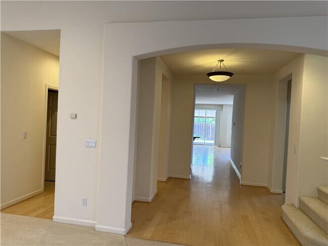 Building Photo - 4641 Palomino Way