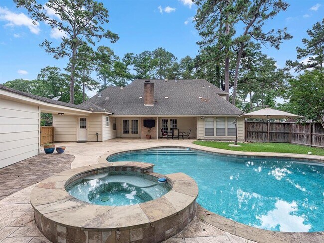 Building Photo - 3014 Redwood Lodge Dr