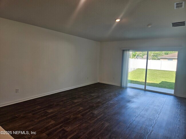 Building Photo - 59 Wellhaven Ln