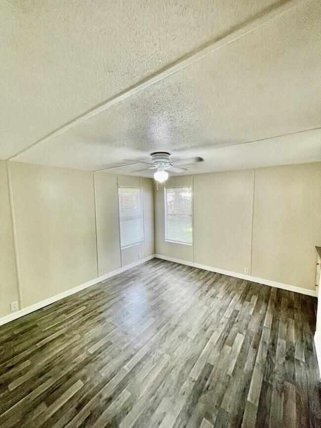 Building Photo - 248 Stockton St