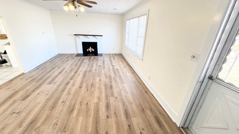 Building Photo - 3817 King St