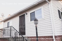 Building Photo - 823 6th Ave