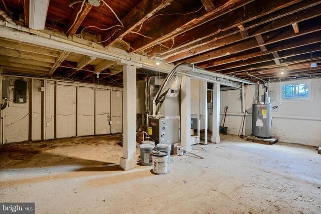 Building Photo - 5019 St Georges Ave.