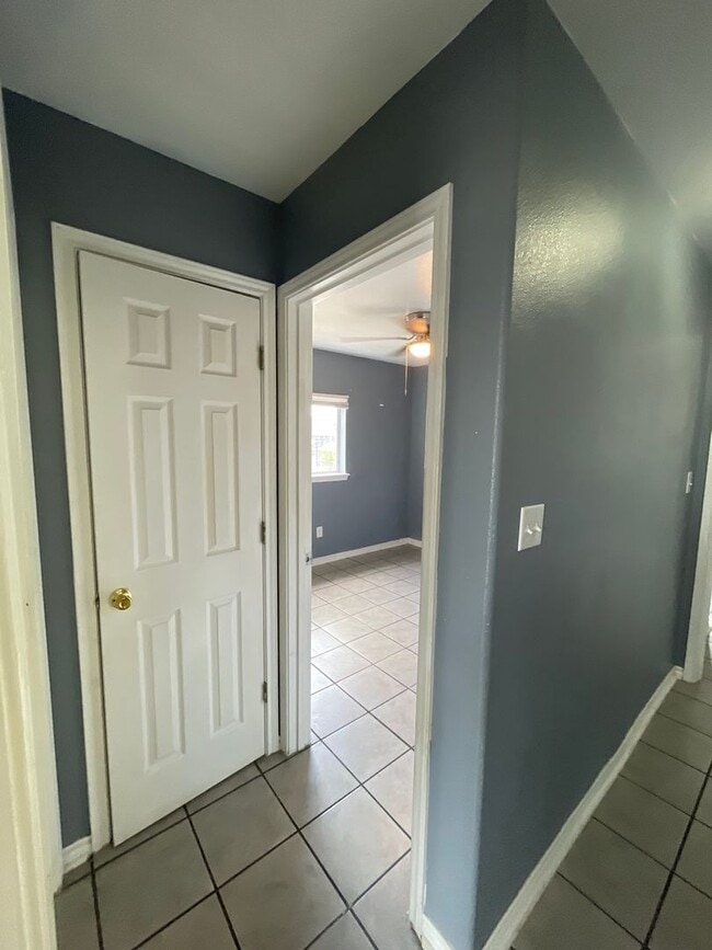 Building Photo - North Kingsville-South Creek Subdivision 4/2 Rental