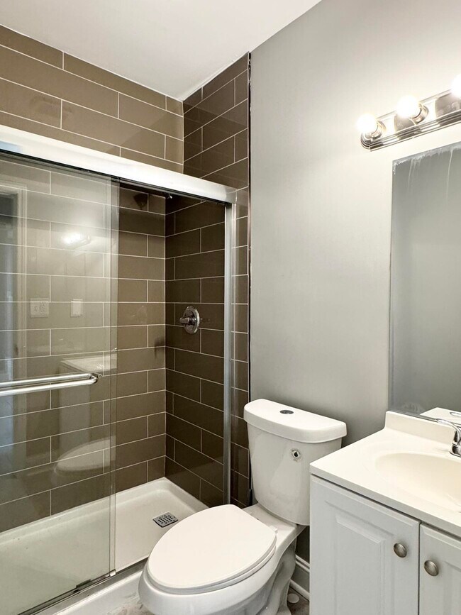 Building Photo - 353 Sherman Ave