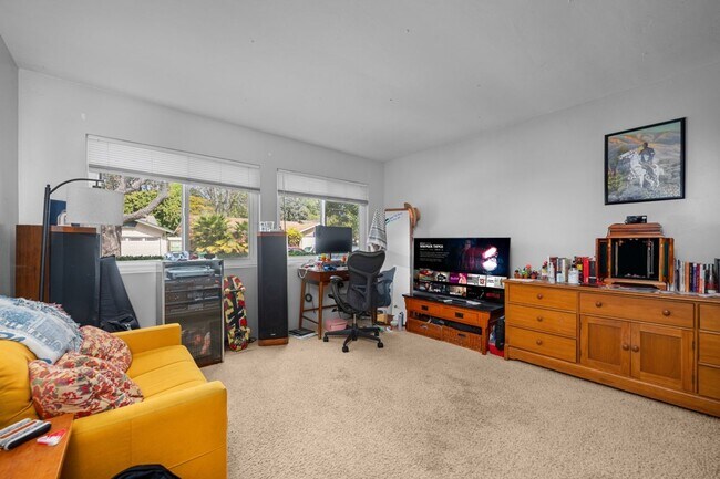 Building Photo - 5663 Campanile Way