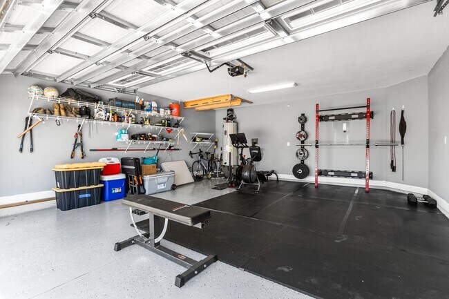 Building Photo - 520 Black Pearl Cir