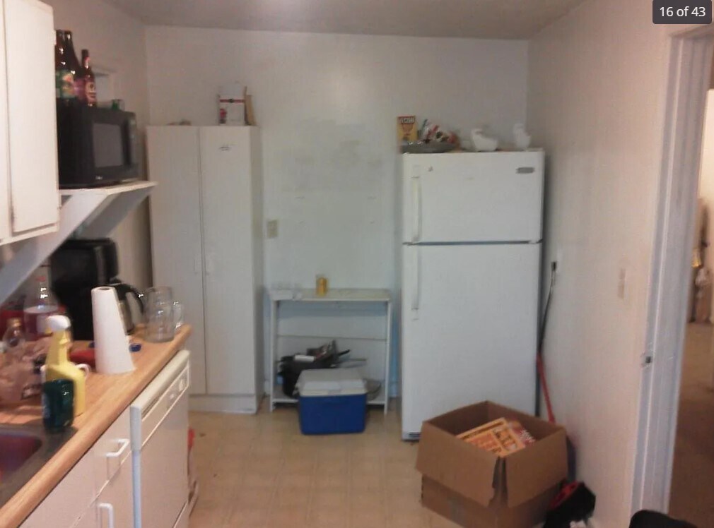 Building Photo - 341 Athens Ave