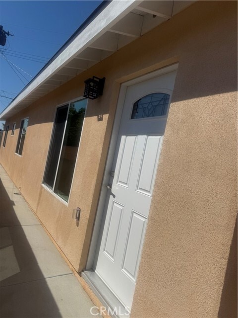 Building Photo - 7661 El Rovia Cir