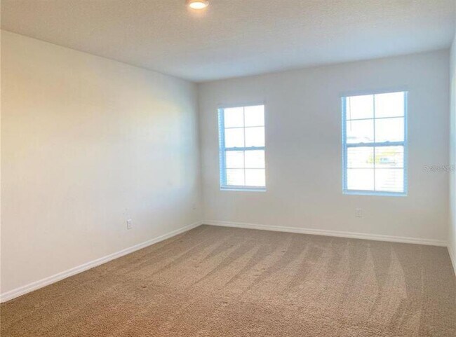 Building Photo - 2336 White Poppy Dr