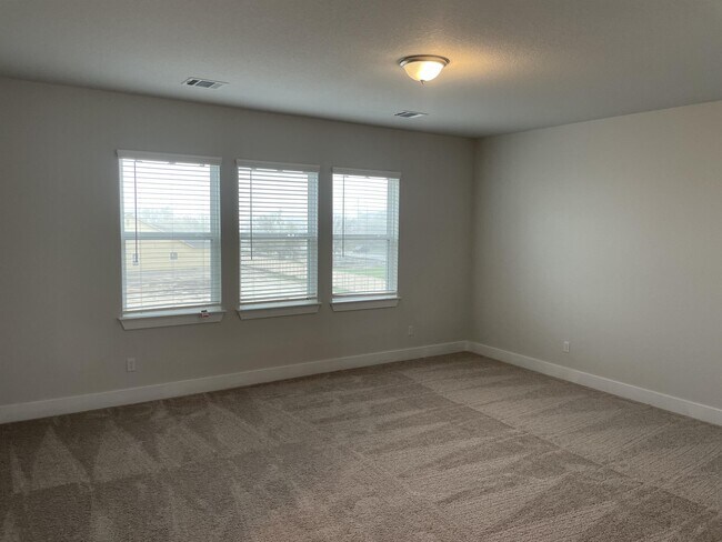 Building Photo - 151 Buckle Cove