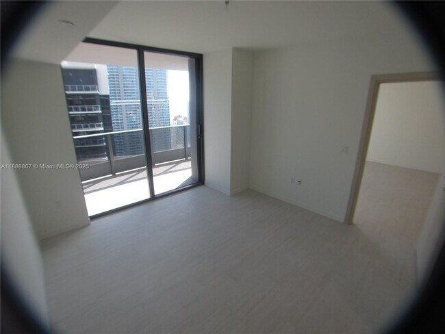 Building Photo - 1000 Brickell Plaza