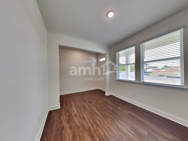 Building Photo - 1234 Soapstone Rd