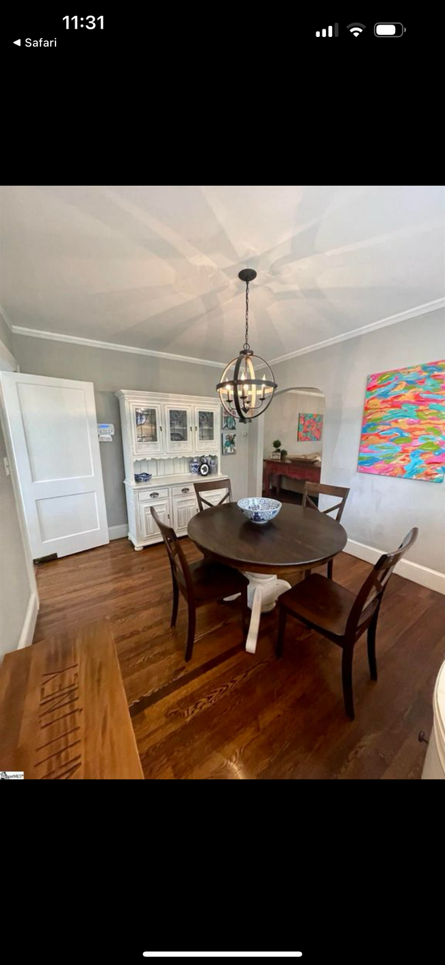 Dining area - 110 Willow Springs Dr