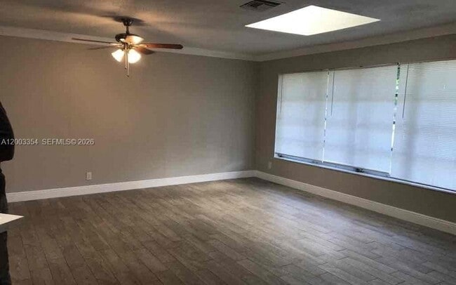 Building Photo - 4882 Pine Cone Ln