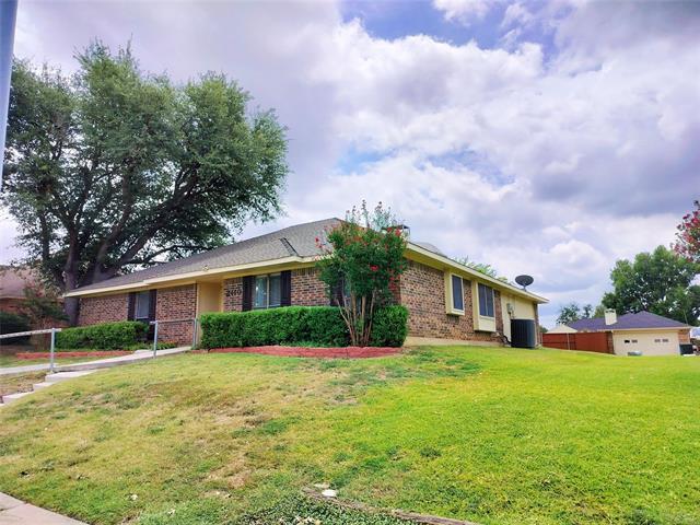 Building Photo - 2110 Teton Pl