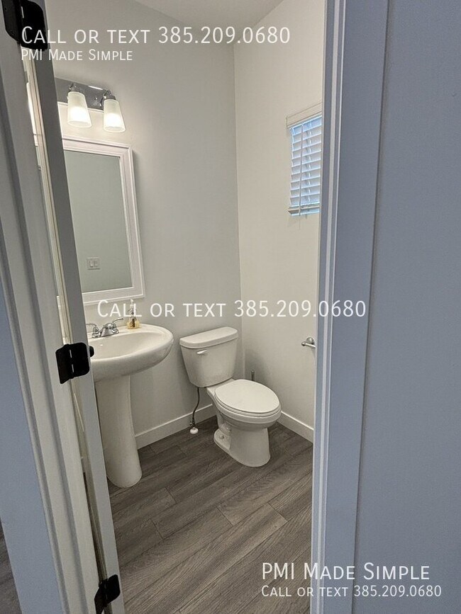 Building Photo - Modern and Spacious Home In Lehi with 2 Ca...
