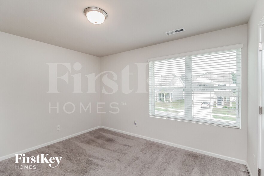 Building Photo - 7305 Brawley Wood Ct