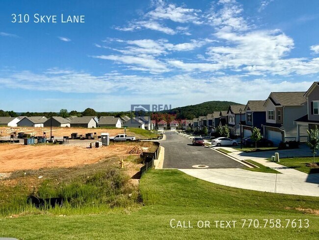 Building Photo - 310 Skye Ln