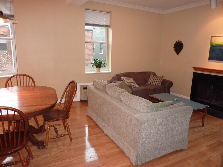 Building Photo - 1741 T Street Northwest