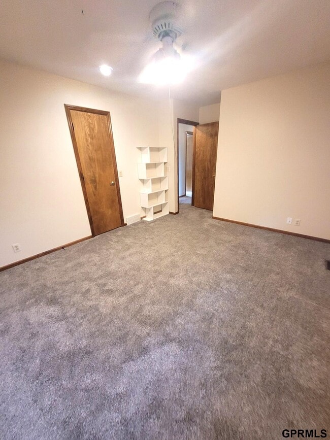 Building Photo - 303 Pierce St