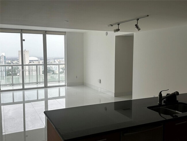 Building Photo - 50 Biscayne Blvd