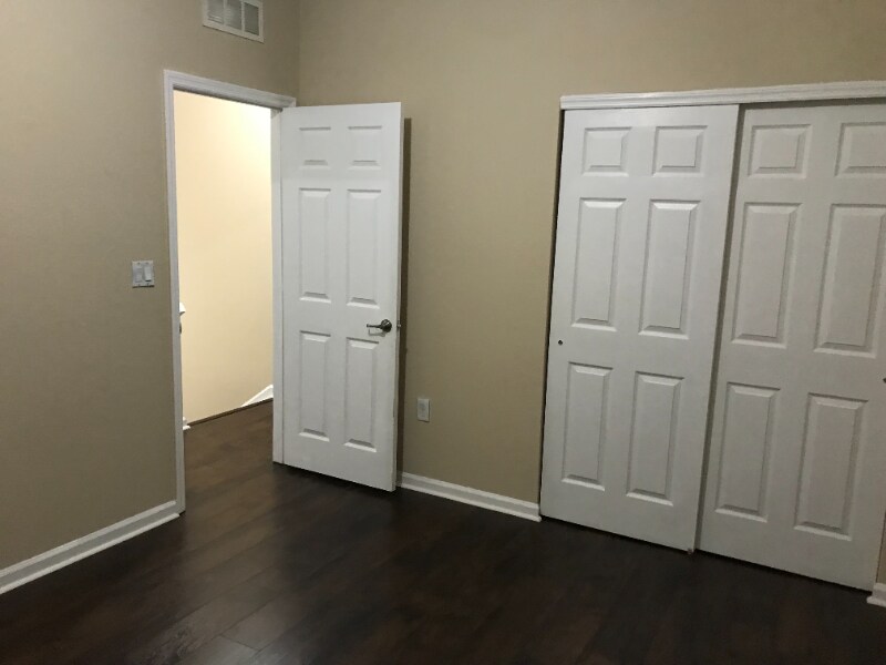 Building Photo - 3222 NW 31st Terrace