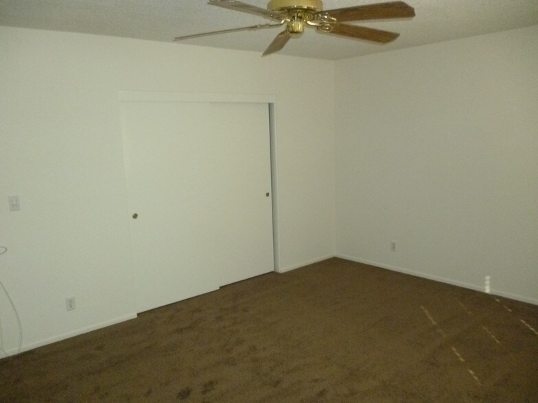 Building Photo - 2286 Pacific Ave