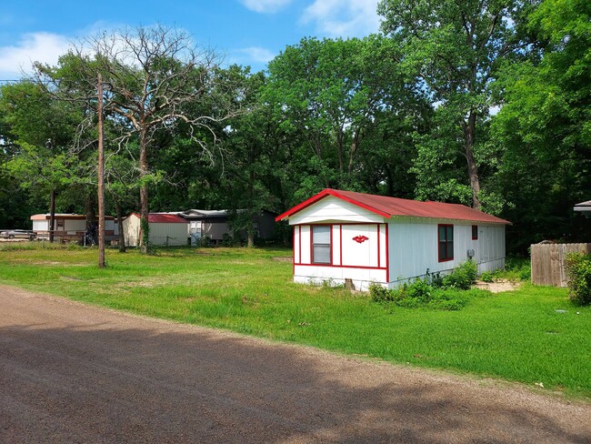 Building Photo - 6161 Cheyenne Trail