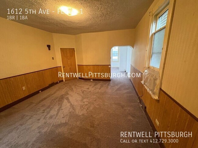 Building Photo - 1612 5th Ave