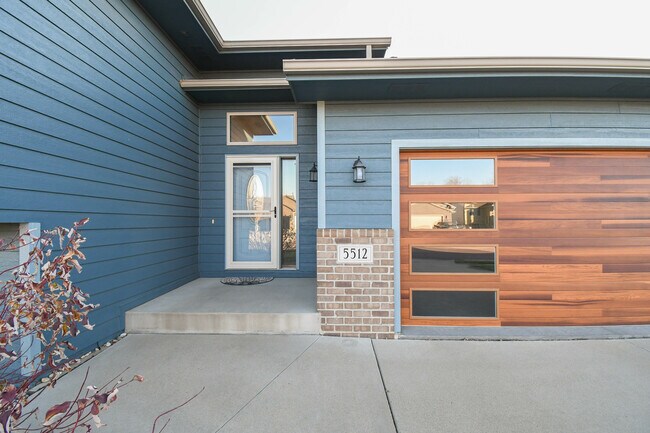 Building Photo - 5512 South Culbert Avenue