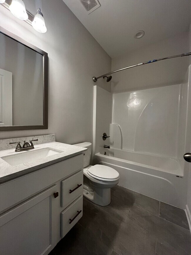 Building Photo - 311 Shoshone Cir
