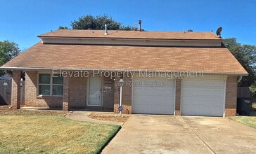Building Photo - 4225 Clendon Way