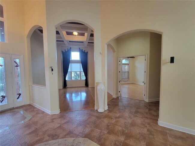 Building Photo - 10209 Thurston Groves Blvd