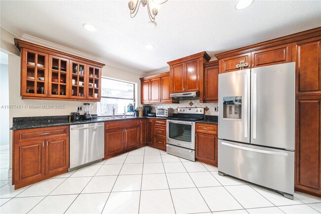 Building Photo - 7354 NW 49th Ct