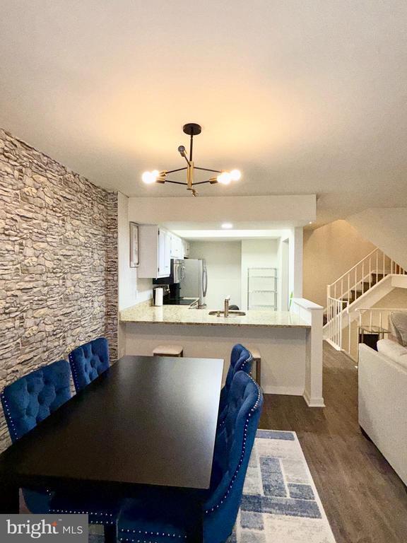 Building Photo - 18616 Pier Point Pl