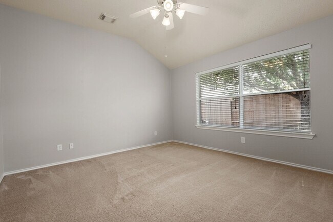 Building Photo - 26873 Armor Oaks Dr