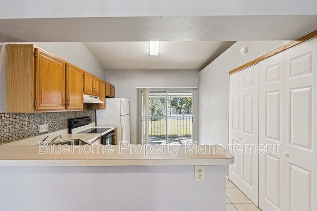 Building Photo - 5461 Lake Margaret Dr