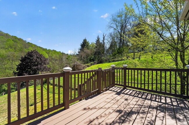 Building Photo - 804 Illinois Ave