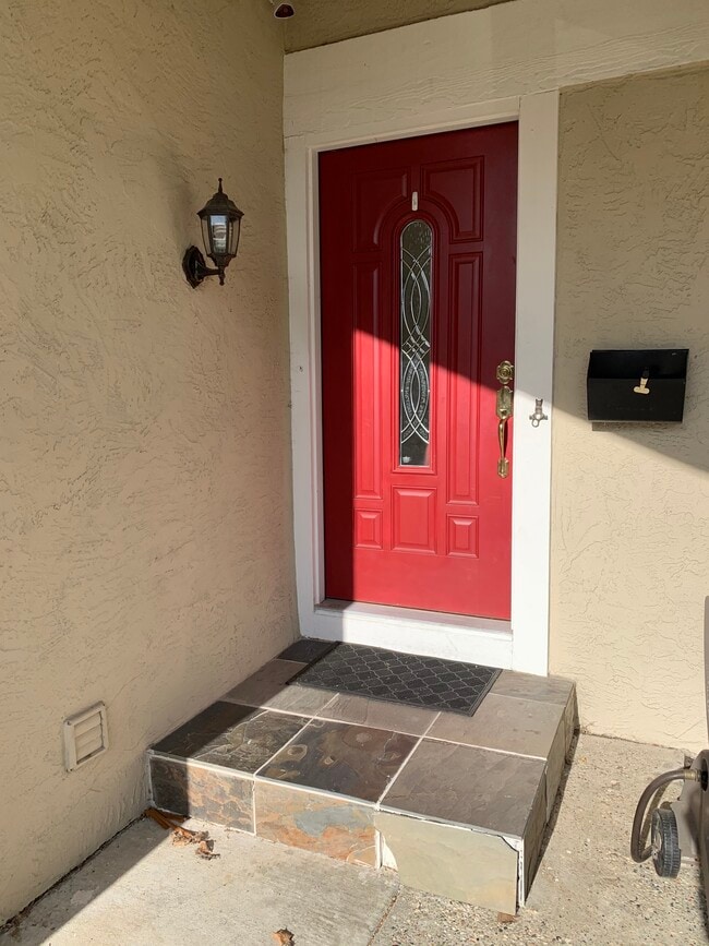 Building Photo - 4670 Holycon Cir