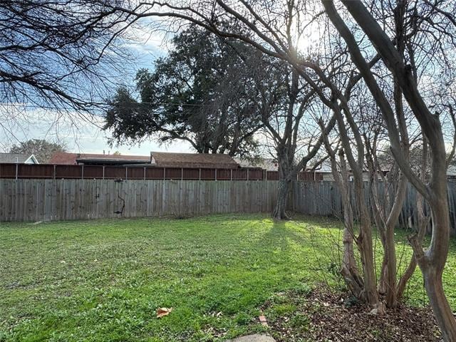 Building Photo - 1612 Fairfield Dr