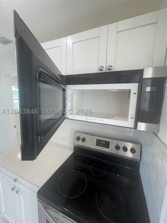 Building Photo - 26741 SW 139th Ave