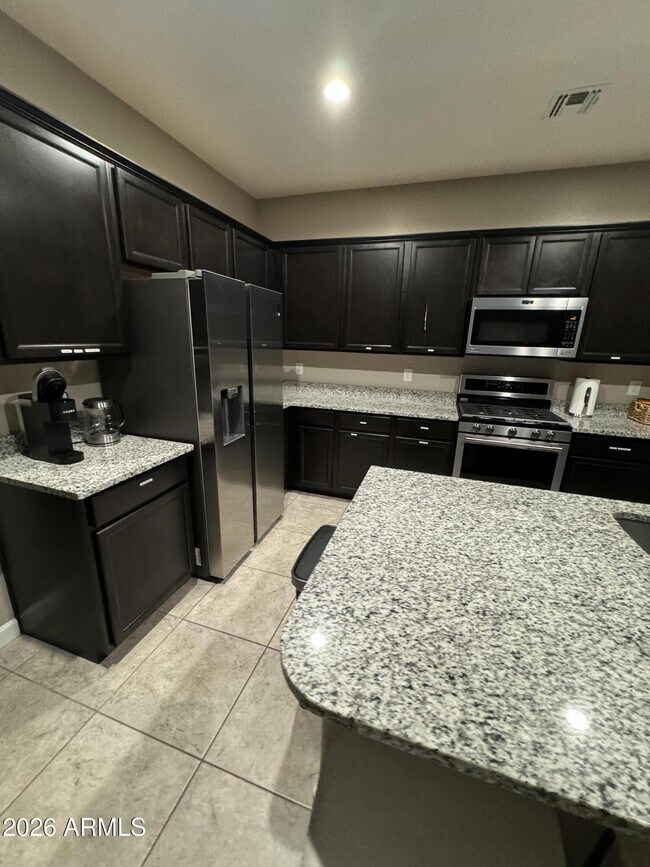 Building Photo - 18735 N Ravello Rd