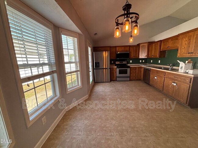 Building Photo - 2228 Stornoway Ct