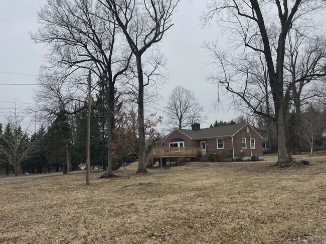 Building Photo - Spacious 4BR Rancher w/ Separate Basement space & Accessible Features – Sudbrook Park