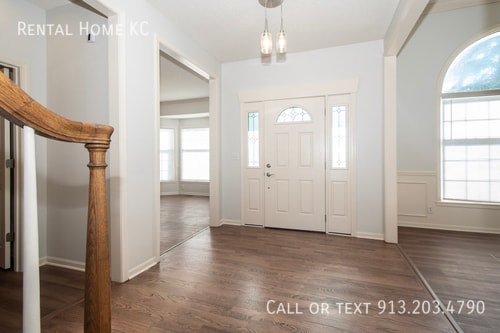 Building Photo - 18880 W 116th St