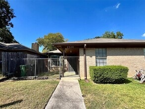 Building Photo - 2320 Miguel Ln