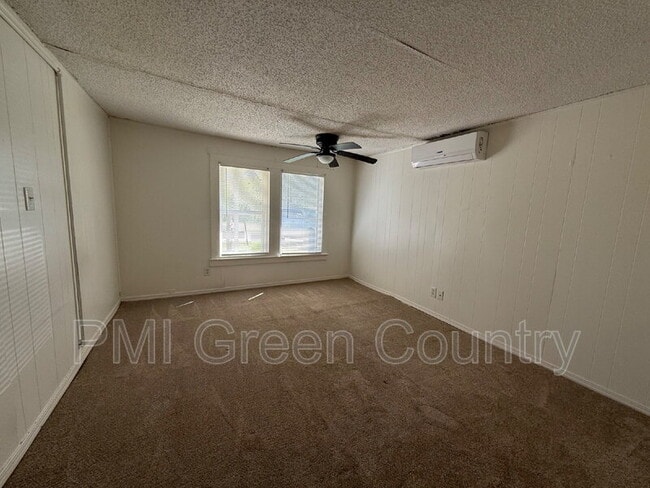 Building Photo - 209 W Magnolia St