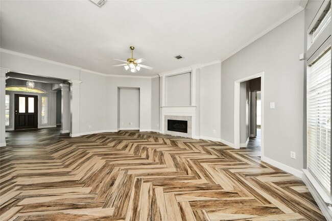 Building Photo - 2622 Stonebury Ln