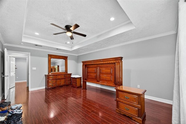 Building Photo - 5012 Ratama St
